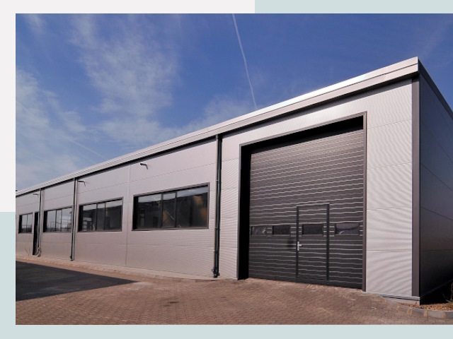 Быстровозводимые склады от СтальСтрой-Тлн по цене 647 руб.